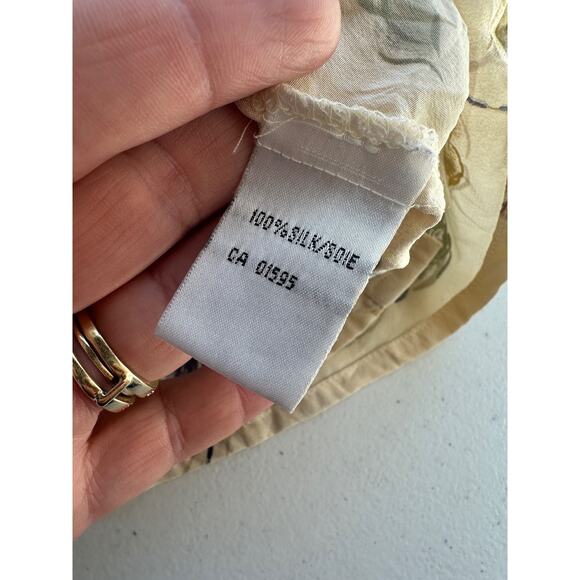 Vtg Talbots Women Silk Button Front Shirt Size 2P Old Money Preppy Floral Mature - Picture 10 of 15